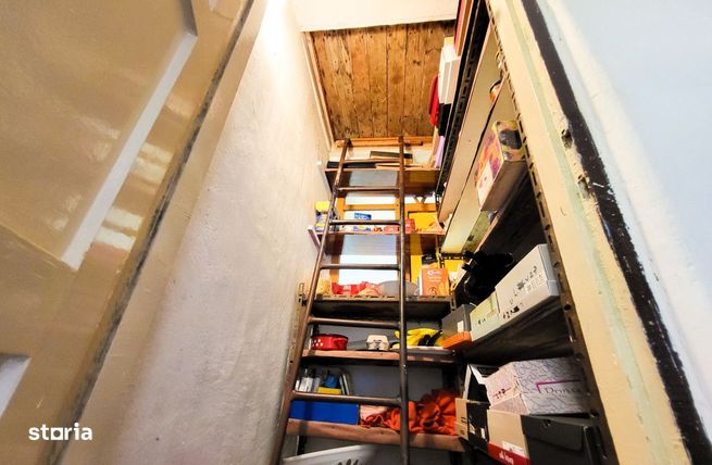 Casa 8 Camere, 3 Apartamente, Singur in curte-14