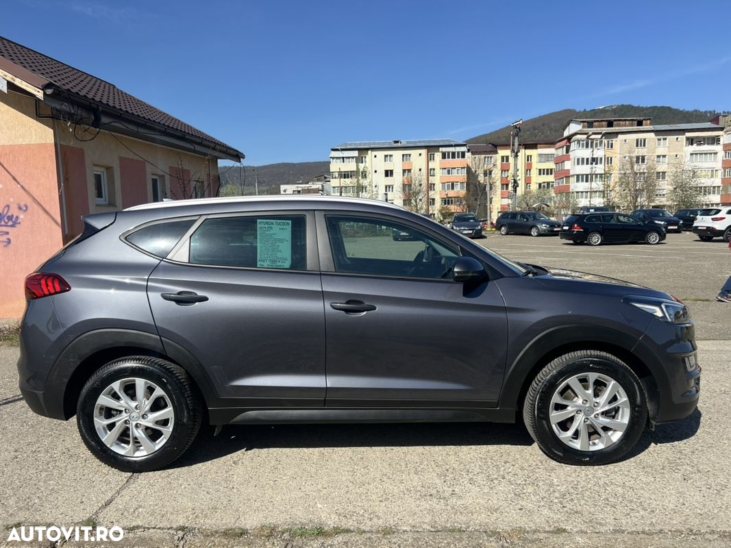 Hyundai Tucson blue 1.6 CRDi 2WD DCT Premium - 26