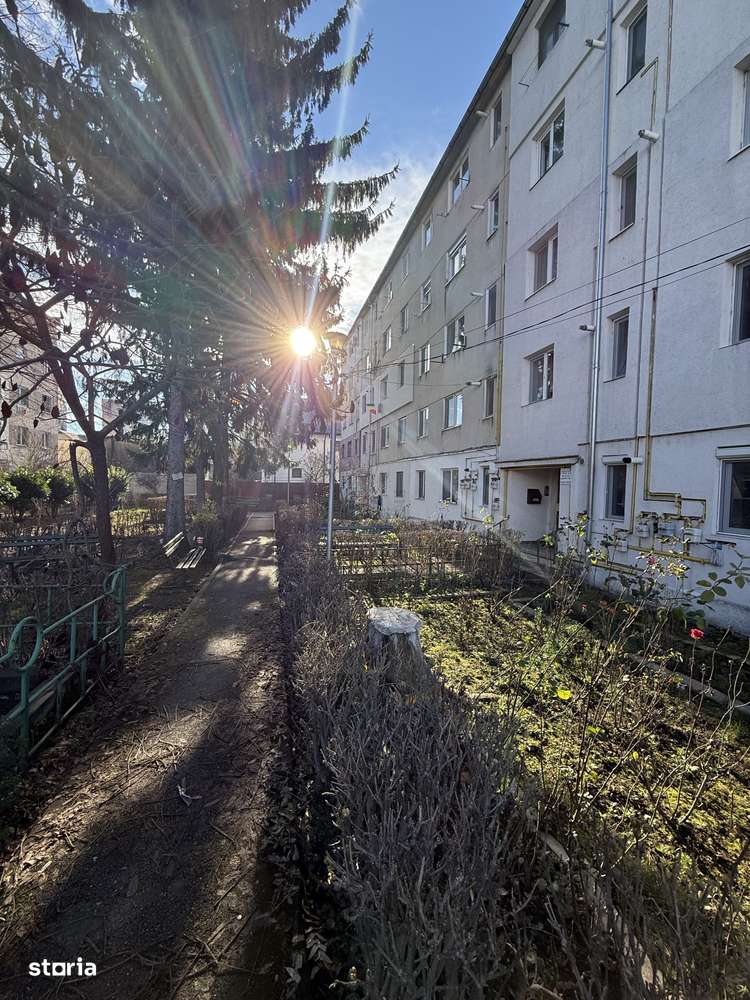 Ap 2 camere renovat - mobilat și utilat complet-16