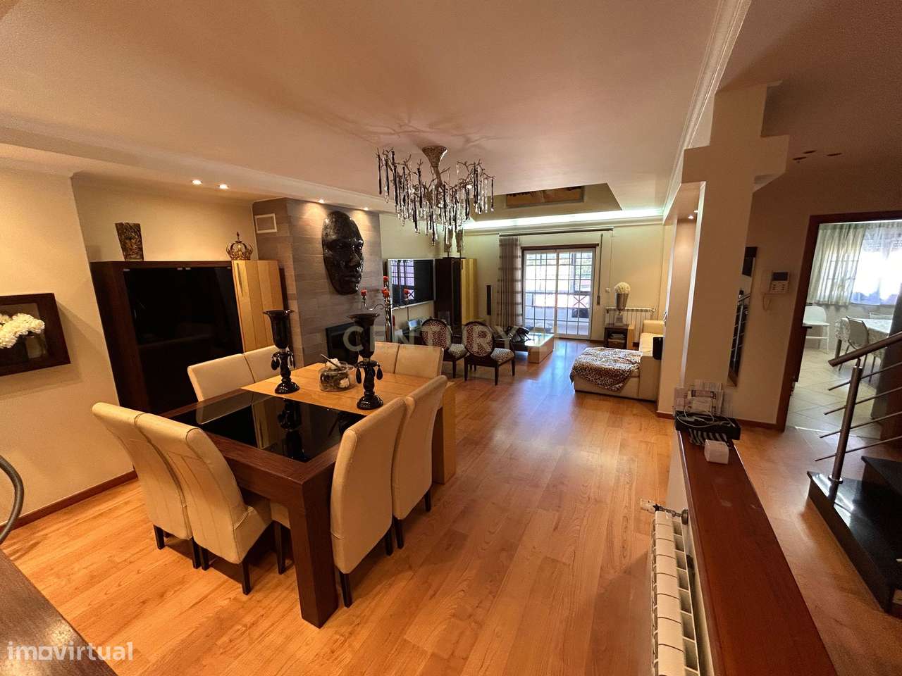 T5 Duplex em Alcochete – 257 m² Com elevador e box com 25 m² - Grande imagem: 2/28