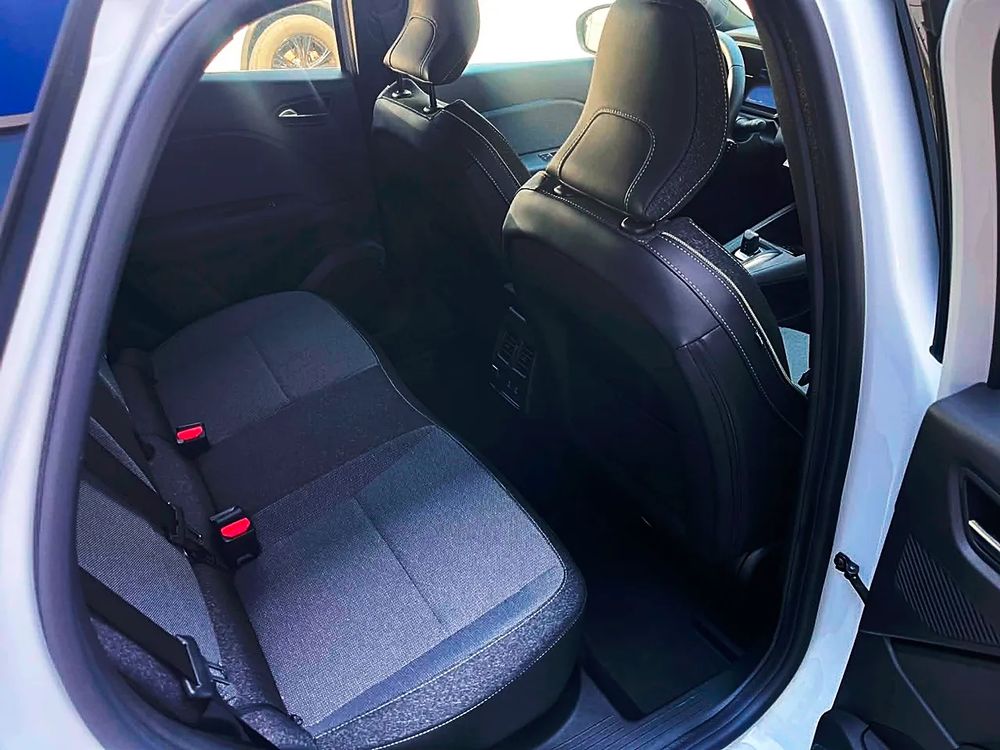 mitsubishi grandis