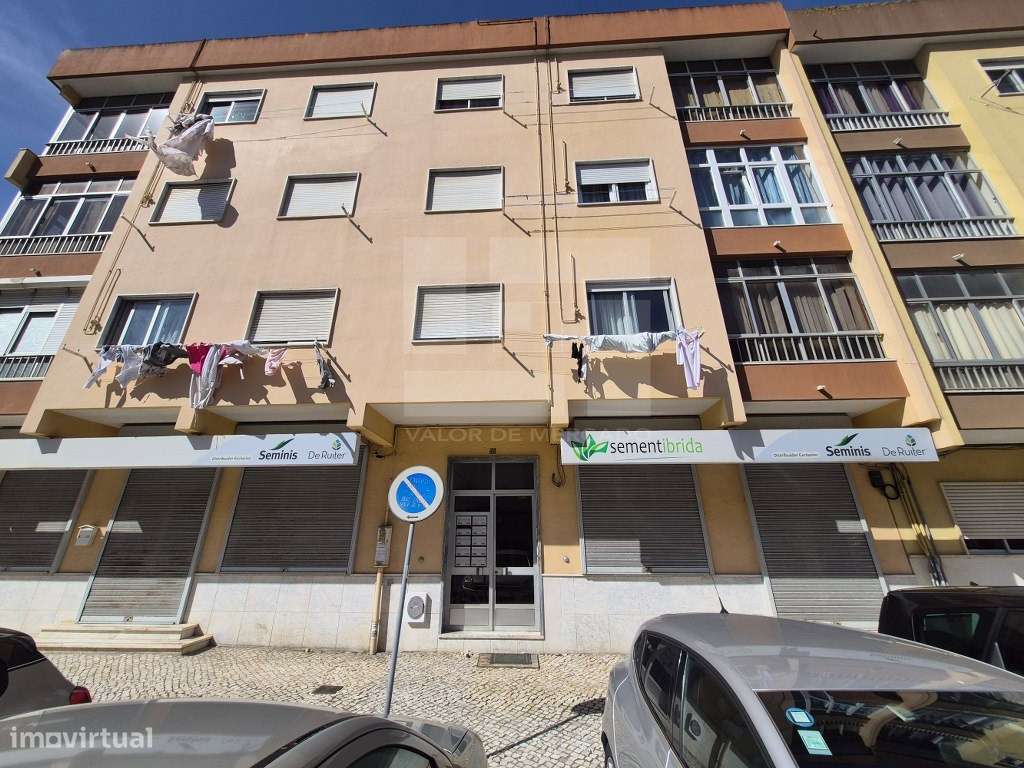 APARTAMENTO T2 - SERRA DAS MINAS-13