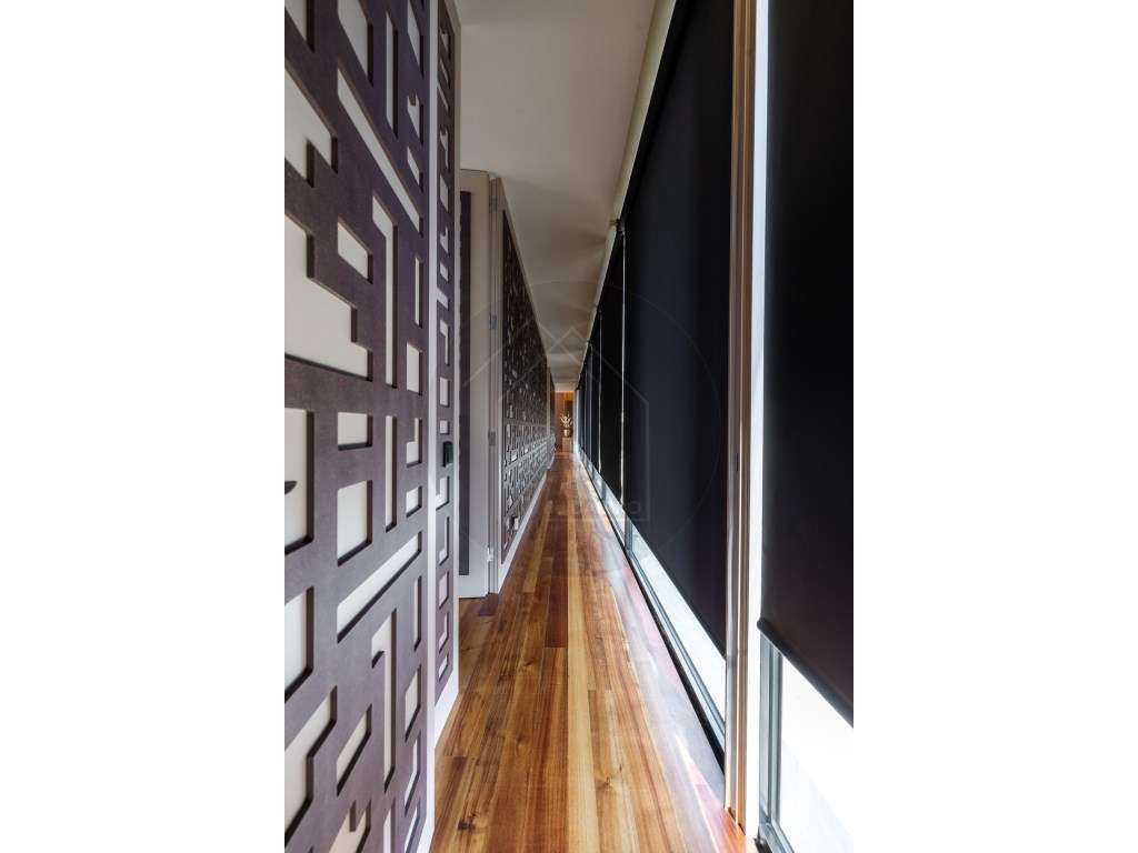 Moradia T6, térrea contemporânea, piscina, terraços e jardim junto ...-28