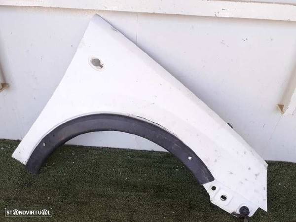 GUARDA-LAMAS FRENTE DIREITO OPEL CORSA C - 1