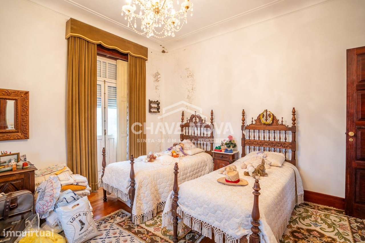 Moradia Isolada T5 com um charme todo especial no Porto-12