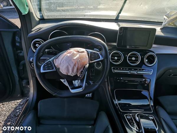 Mercedes-Benz GLC 220 d 4-Matic - 27