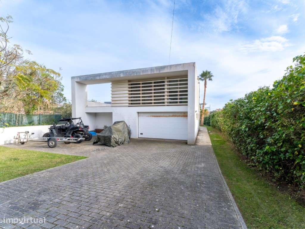 Fantástica moradia situada em Venda Nova- São Martinho do Porto-57