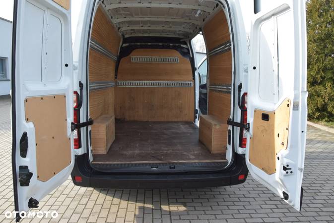 Renault MASTER L2H2 - 24