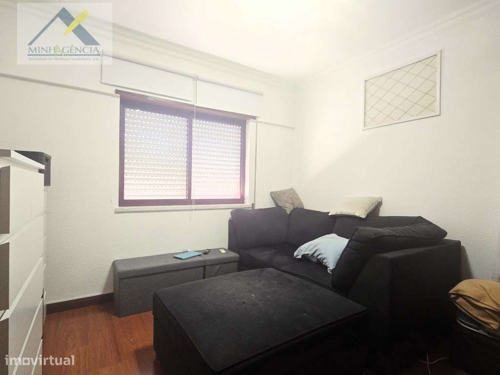 Apartamento T2 com Arrecadação no Vale do Cobro em Setúbal-14