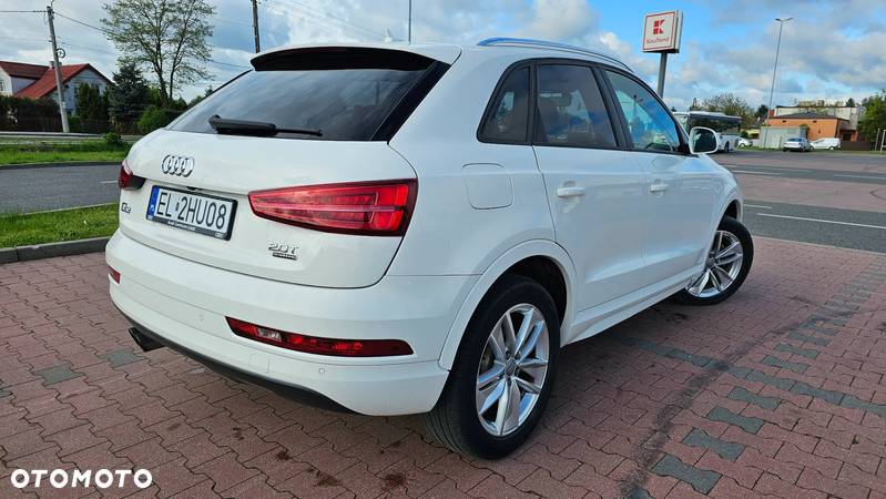 Audi Q3 40 TFSI Quattro S tronic - 4