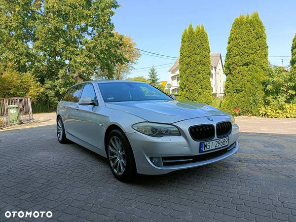 BMW Seria 5 520d Touring - 1