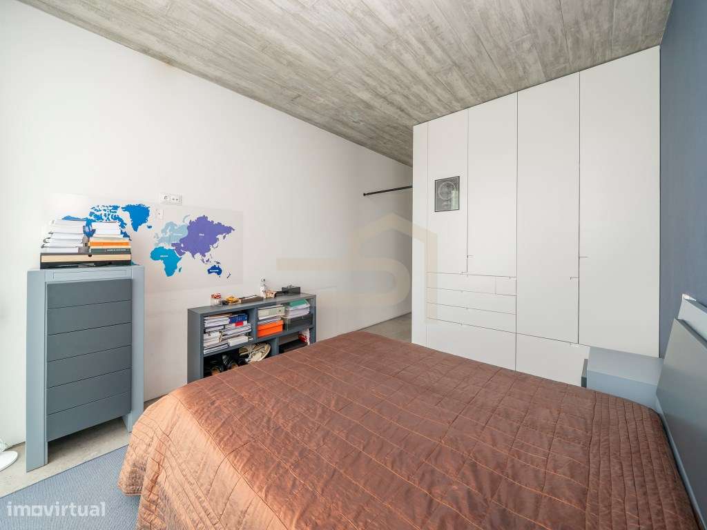 Exclusiva Moradia de Luxo com Design Contemporâneo-39