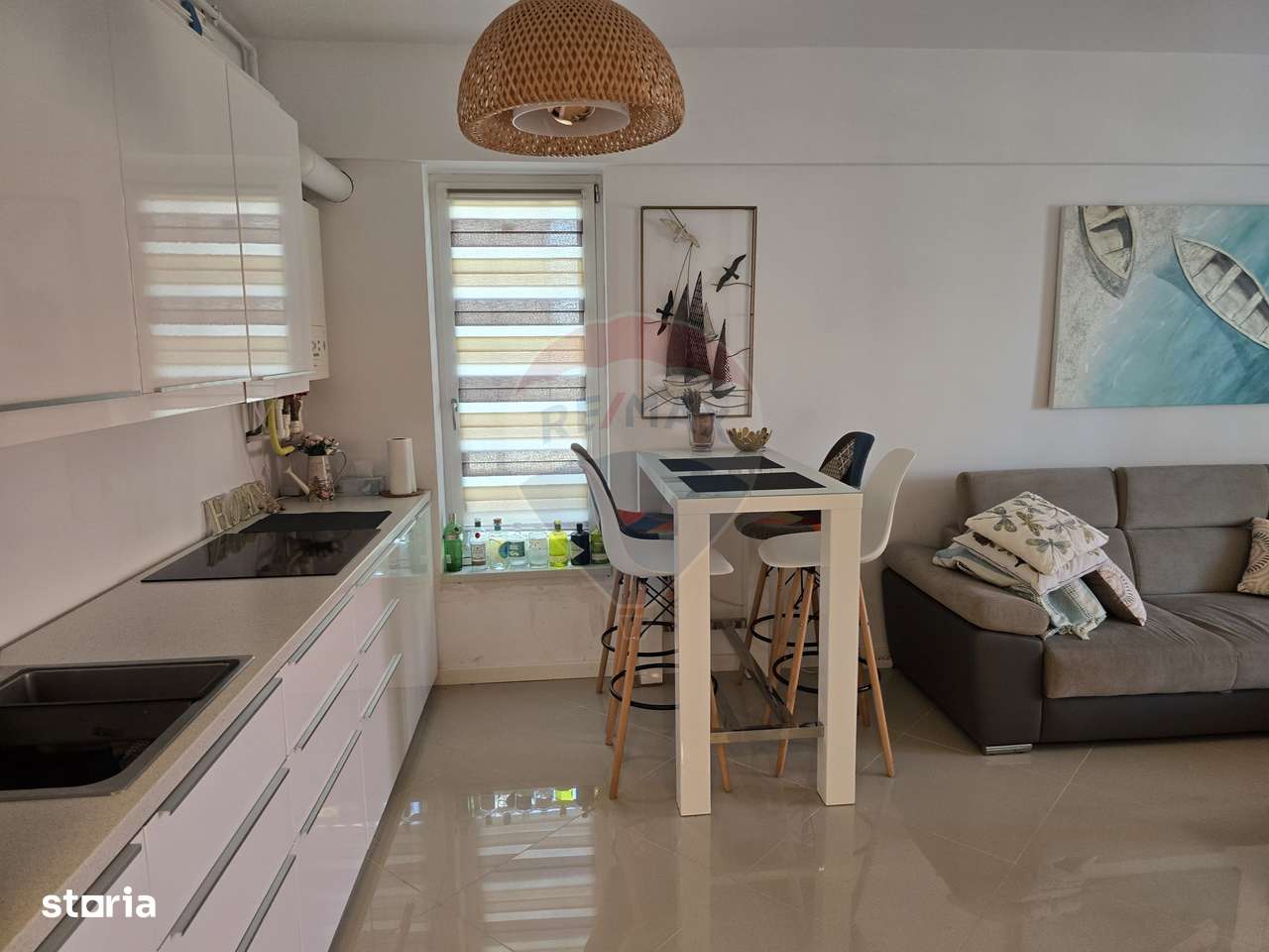 Apartament si loc parcare în zona promenada Mamaia Nord, Constanta - Imagine principală: 5/15