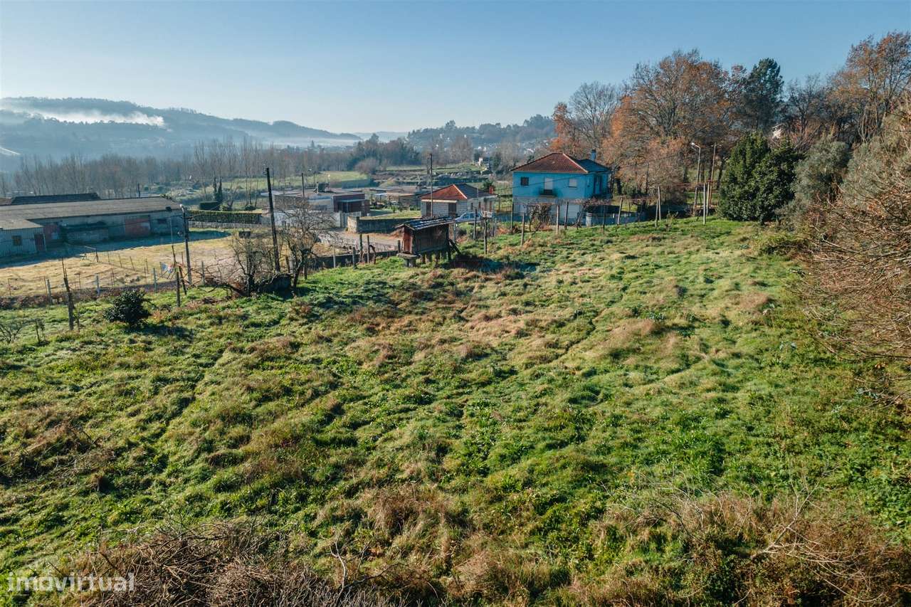 TERRENO PARA CONSTRUÇÃO  COM ÓTIMAS VISTAS!-11