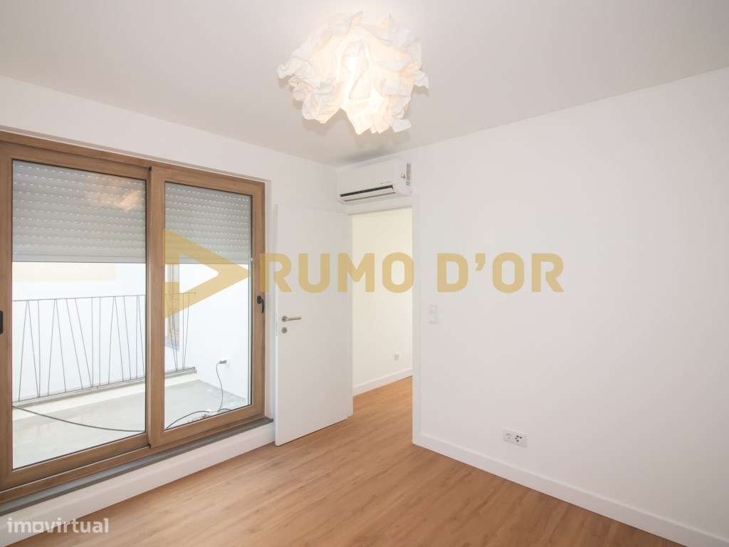 Moradia T3 em Freixial do Meio-21