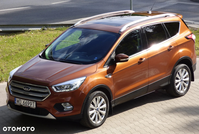 Ford Escape 2.0 EcoBoost AWD Titanium - 9