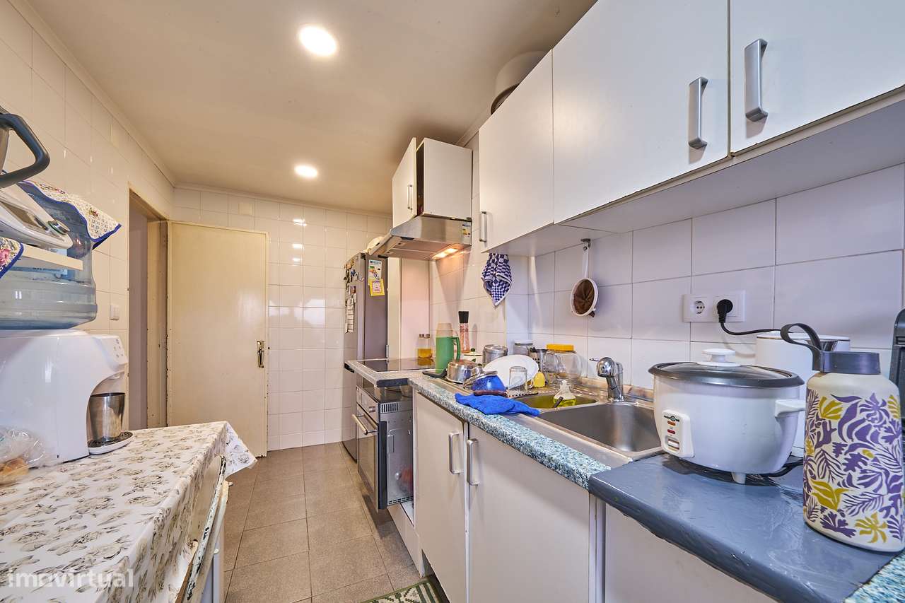 Apartamento T3 com varanda na Sobreda-15