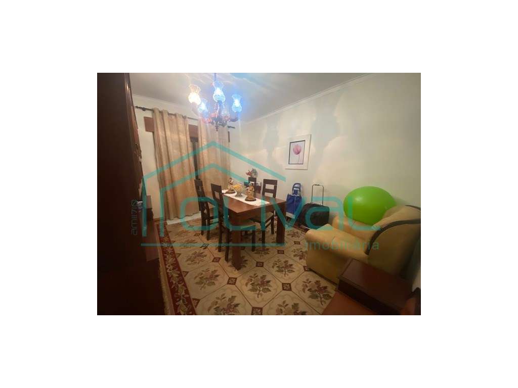 Apartamento T3 à venda em Alverca-10