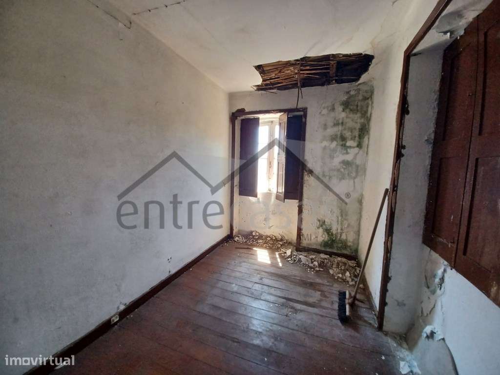 Casa Histórica Centro Cidade Viana - Grande imagem: 4/19