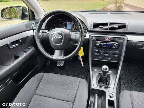 Audi A4 Avant 1.6 - 10