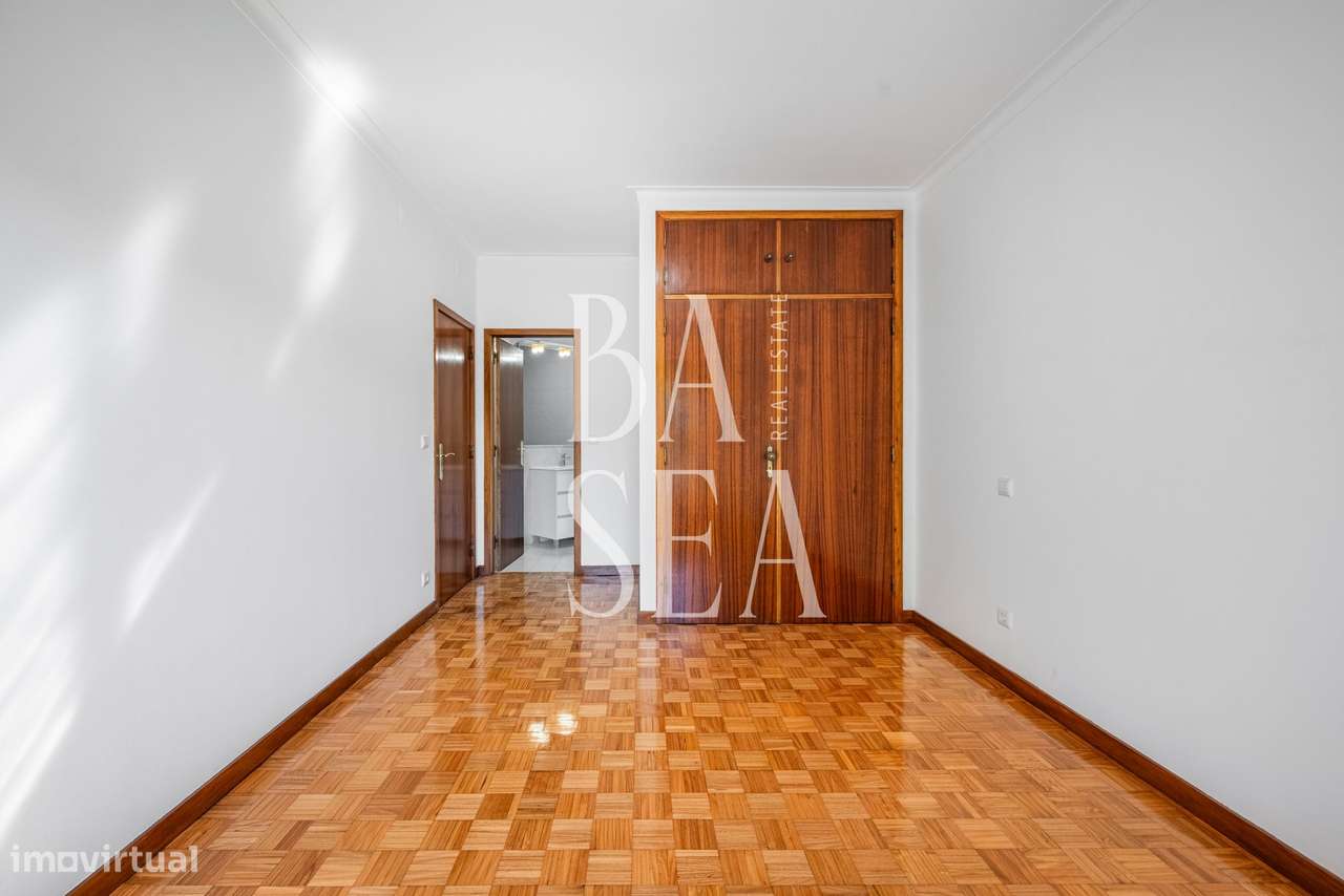 Apartamento T3 com garagem box em São José de São Lázaro Braga-15