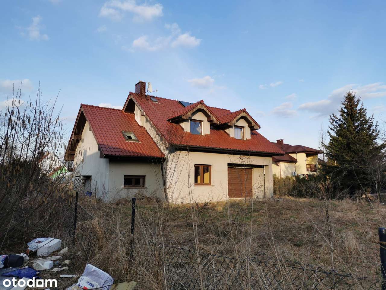 Dom, 5 pok. – OKAZJA Inwestycyjna- dom 166 m.kw.; działka 700 m.kw. za 75% wartości