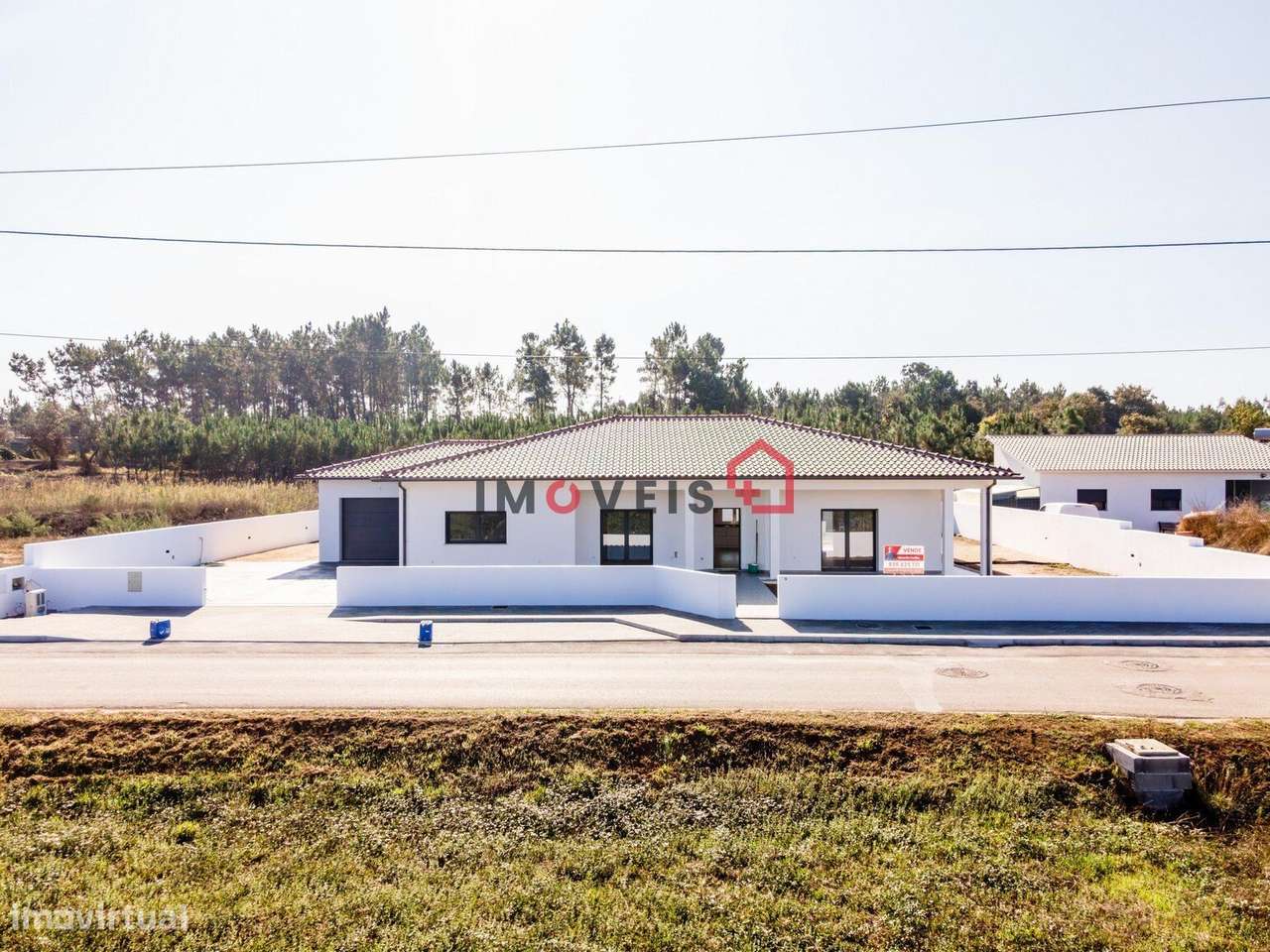 Moradia T3+1 de Sonho no Carriço – Lote de 985 m² - Grande imagem: 1/31