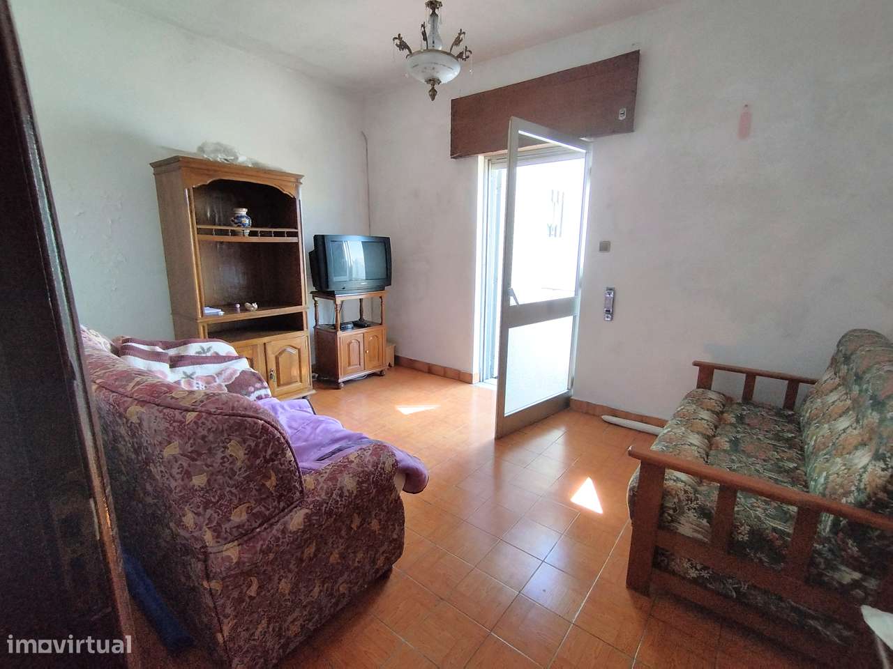 Moradia próxima do centro histórico de Penedono-14