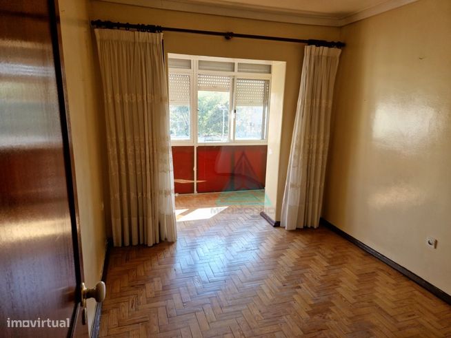 T3 Pontinha * * oportunidade * * Excelente Localização * * REMODELADO-1