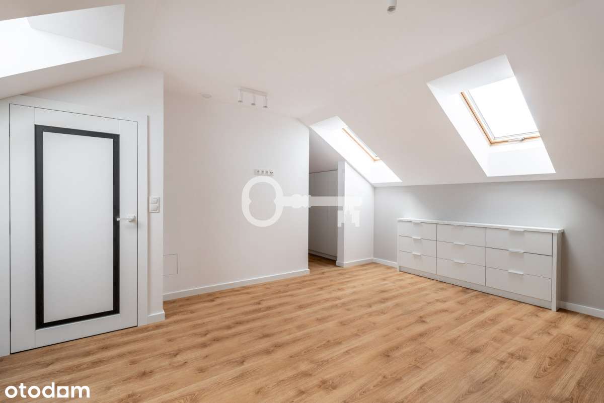 Segment z ogrodem |  2 piętra | Wysoki standard - Pełny obrazek: 4/11