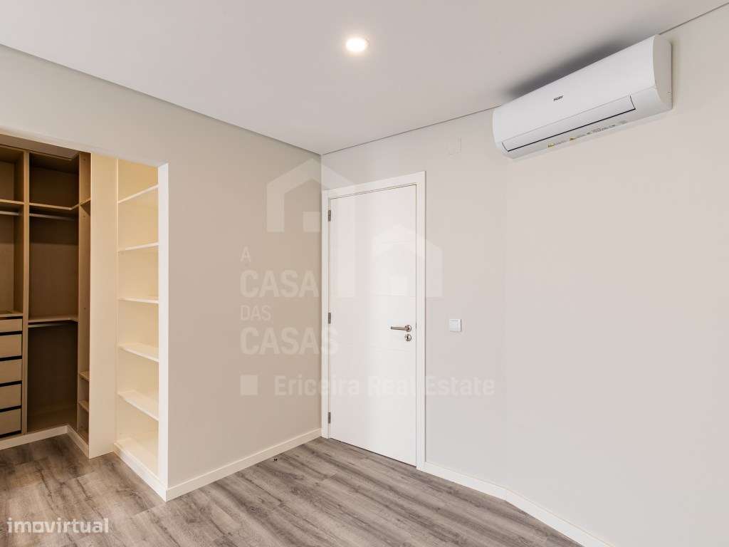 Vende Moradia T5 - Malveira 9km, A Casa das Casas-24