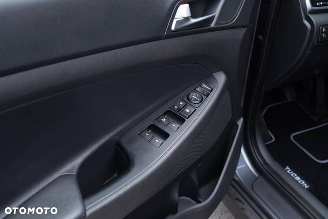 Hyundai Tucson 2.0 CRDI Comfort 4WD - 13