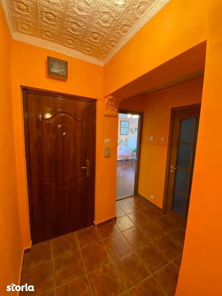Slobozia - Vanzare Apartament 3 camere zona MB-uri - direct proprietar
