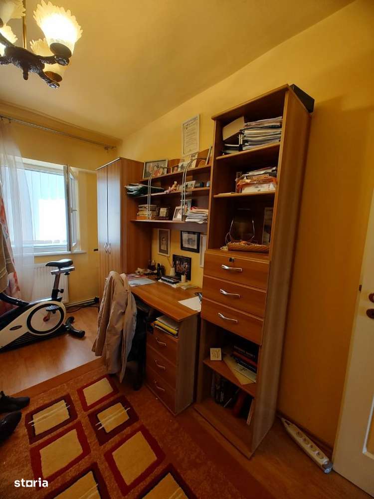 Apartament 4 camere, decomandat, zona b-dul Decebal-Opera - Imagine principală: 3/19