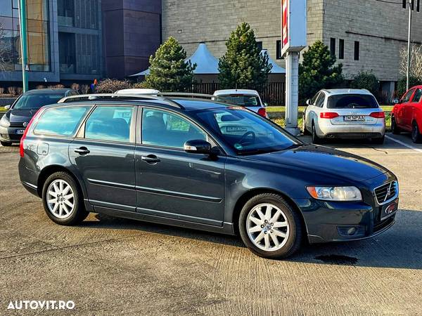 Volvo V50 1.6D DPF Momentum - 1