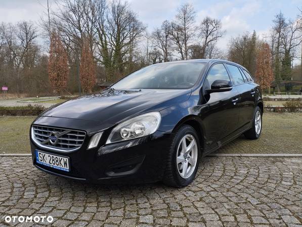 Volvo V60 T3 Momentum - 2