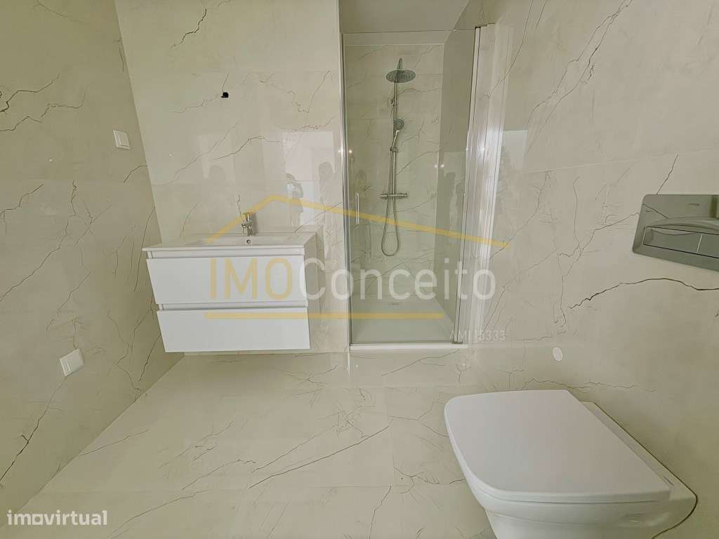 APARTAMENTO T3 NA NAZARÉ | TERRAÇO PRIVATIVO , PISCINA NO TOPO DO E...-7