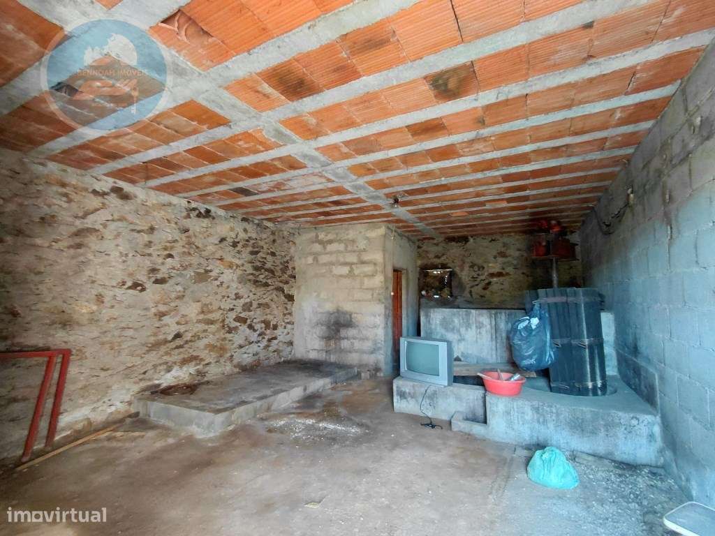 Casa Geminada à Venda em Outeirinho, Cabeceiras de Basto Excelente ...-28