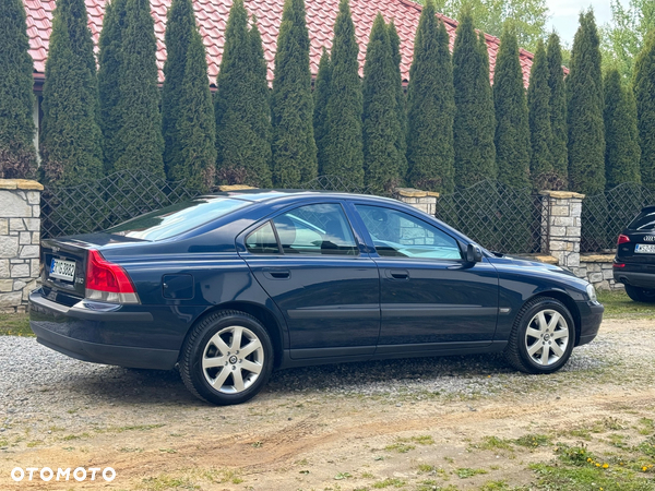 Volvo S60 2.4 Summum - 3