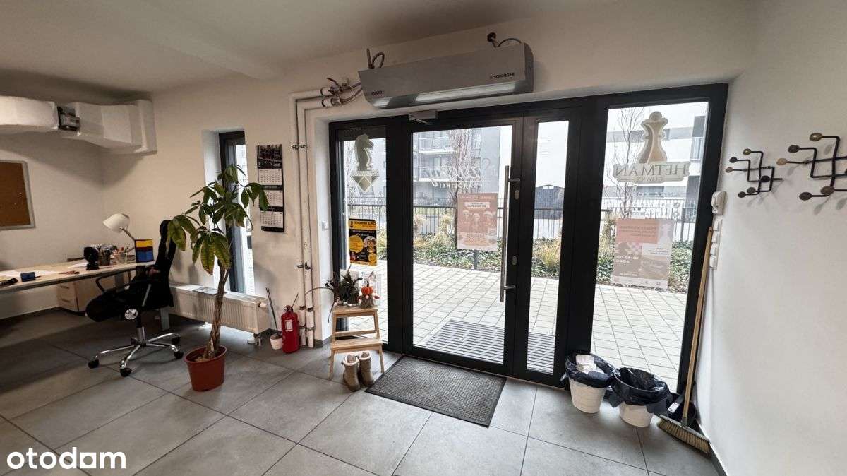 Gliwice Os.Karolinki lokal użytkowy 51m2-3