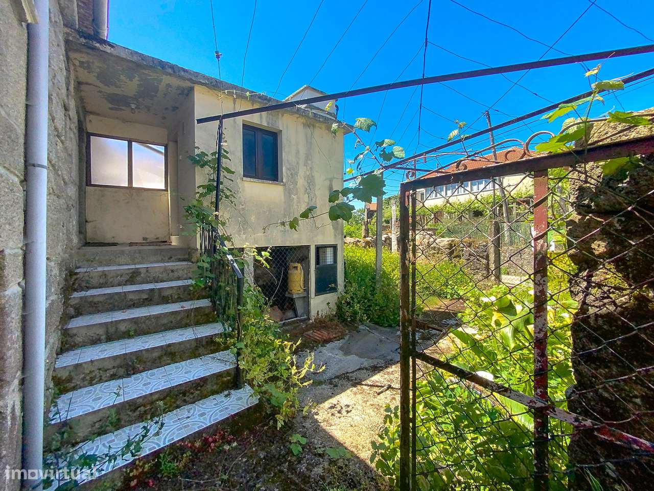 Moradia histórica independente em Riba de Moura, Monção-17