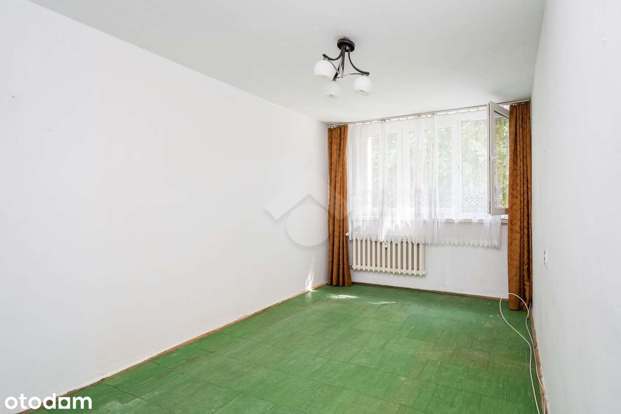 Łobzów - 3-pokojowe mieszkanie do remontu - 50 m2-1