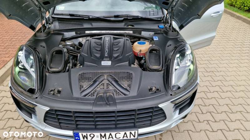 Porsche Macan S - 23