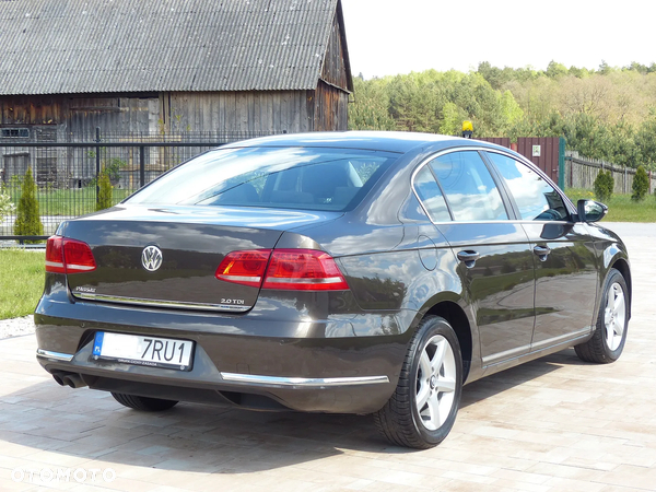 Volkswagen Passat 2.0 TDI Comfortline - 6