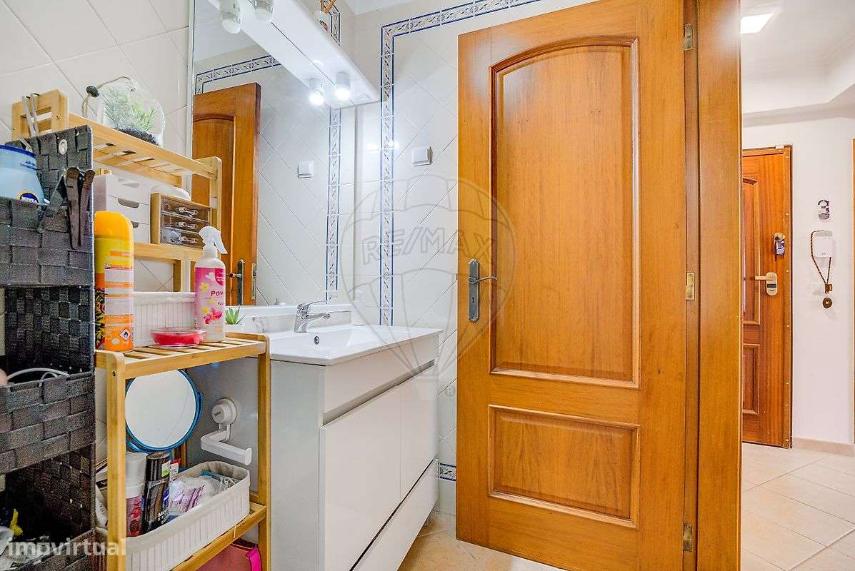 Apartamento T3 para venda na Quinta do Conde-18