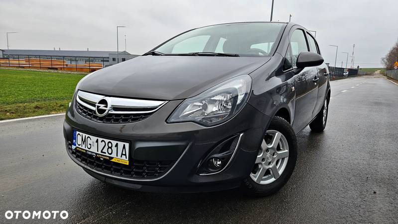 Opel Corsa 1.2 16V Cosmo - 3