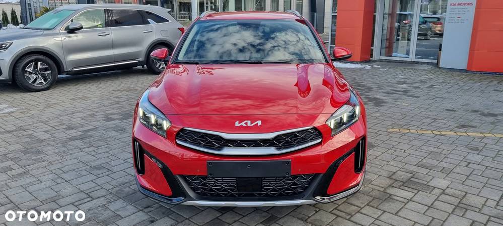 Kia XCeed 1.6 T-GDI Business Line DCT - 4