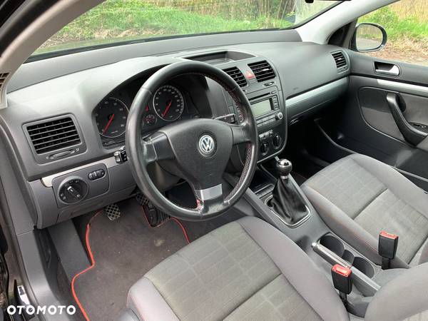 Volkswagen Golf V 1.4 Comfortline - 11