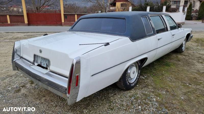 Cadillac Fleetwood - 3