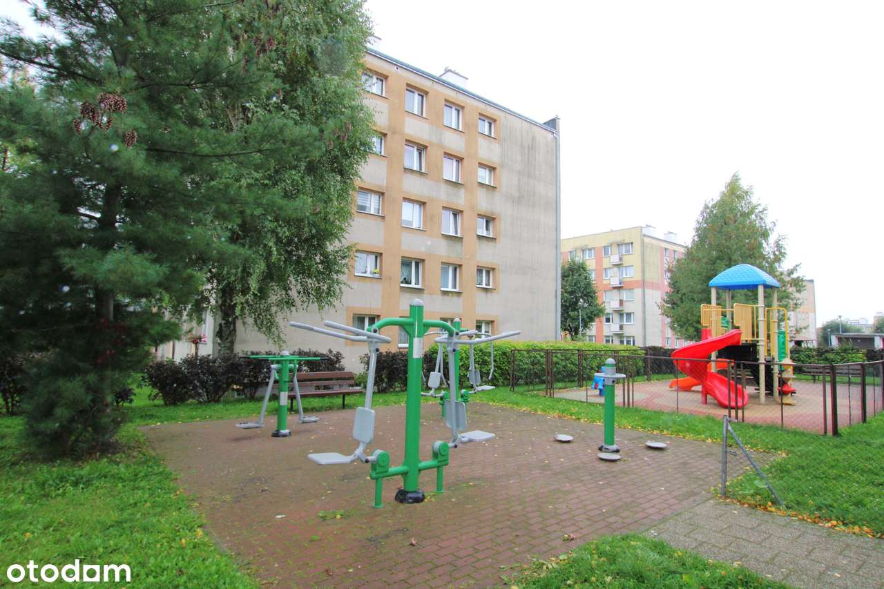 3-pokojowe **mieszkanie do remontu** w centrum miasta ul. Robotnicza-14